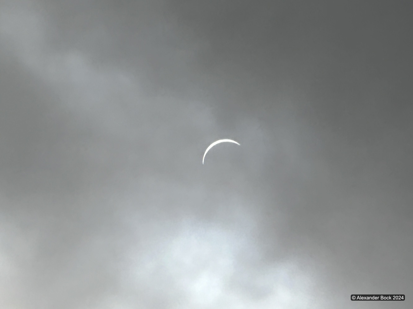 Partial eclipse before totality